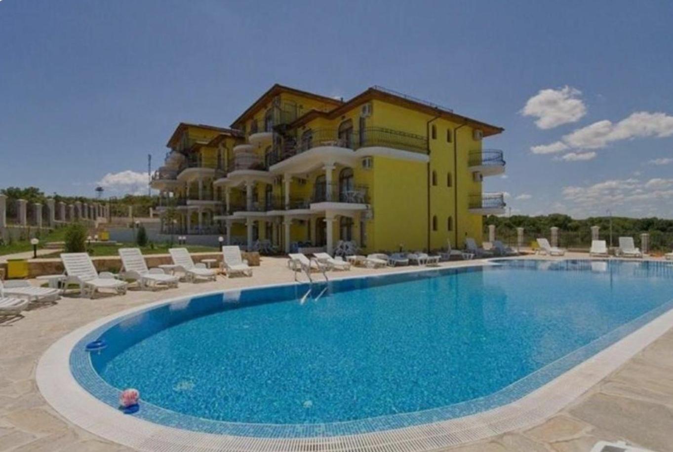 Private Apartment With Sea View Созополь Экстерьер фото